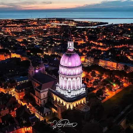 Gj Escapes - Le Tiki De Notre-dame - Duplex Vue Cathedrale *